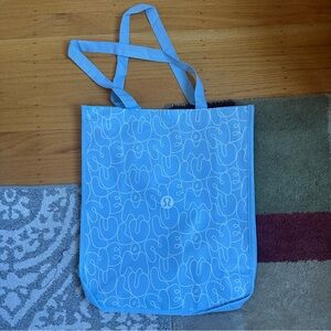 NEW 1 Lululemon Large Reusable Shopping Gift Bag Tote - bubble blue and white